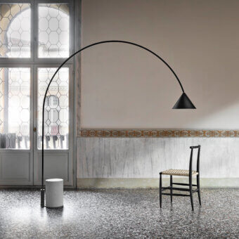 Ozz Floor Lamp