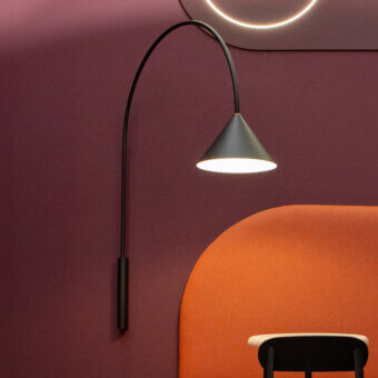 Ozz Wall Lamp