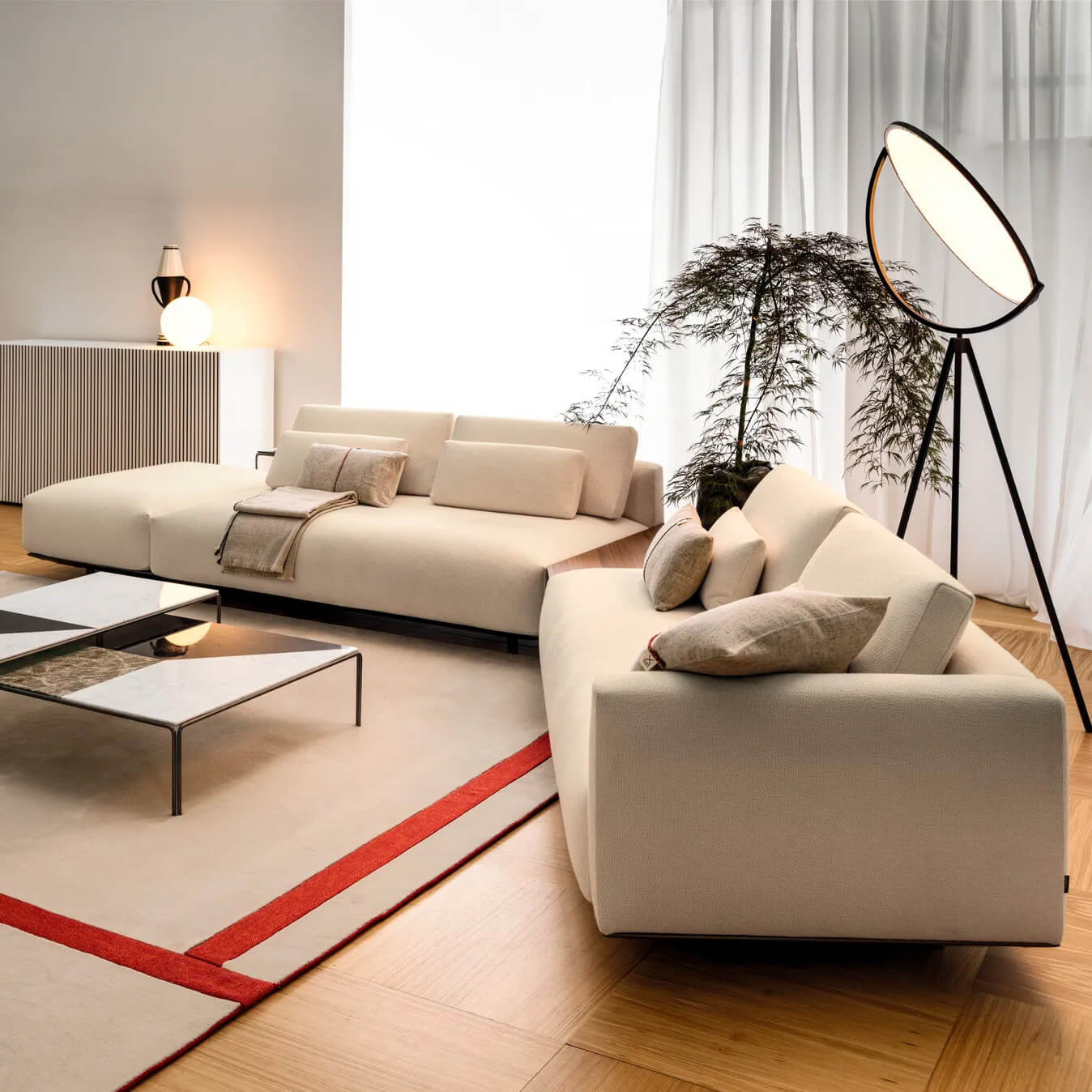 Billie Sectional — Cassoni