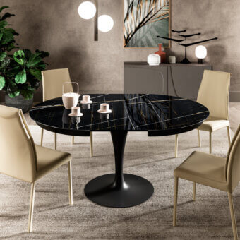 Eclipse Extendable Table