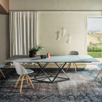 Delta Rectangular Extendable Table