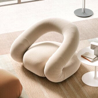 Peggy Lounge Chair