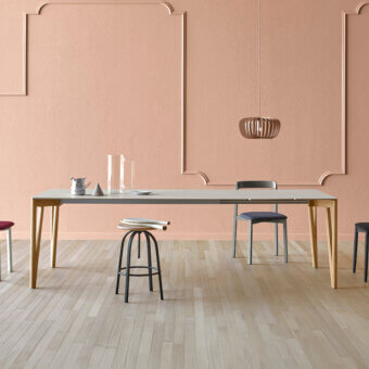 Decapo Plus Extendable Table