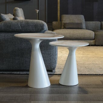 Captivating Cattelan Italia Peyote Keramik side table with conical base and marbled Marmi ceramic top in light brown and beige with glossy white finish
