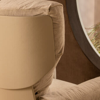 Sharpei Swivel Reclining Lounge Chair