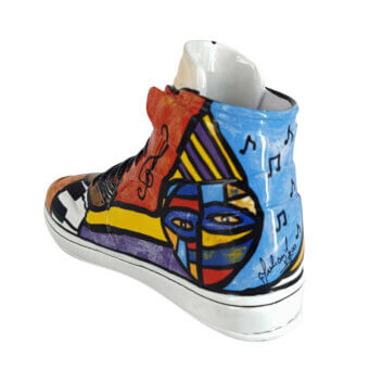 Exceptional Juliarte Sneaker Picasso Piano sculpture hand-painted in cubist style with stone powder and fiberglass, boasting a glossy finish