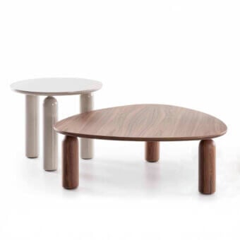 Exceptional Pacini & Cappellini Gio coffee tables in Canaletto walnut with satin finish tops and organic forms