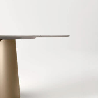Wiston Table