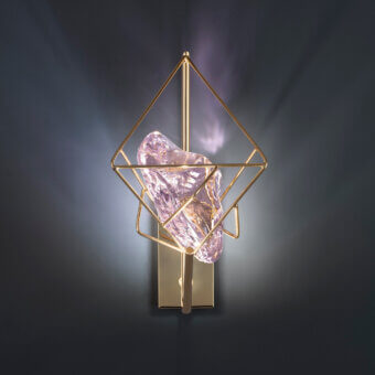 Distinguished Euroluce Cryrock wall lamp crafted in pale lavender crystal rock with a gold-toned metal framework and satin finish