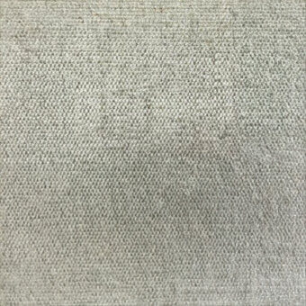 Light gray fabric sample displaying a plain weave texture, with horizontal and vertical yarns and a “cf1147 col. 100” label.