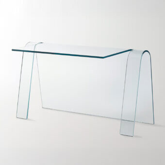 Distinguished Glas Italia Folio desk crafted from transparent glass with flowing curved lines and a glossy finish