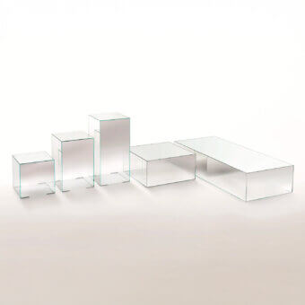 Superior Glas Italia Illusion table crafted from beveled crystal glass with degrading mirrored shading