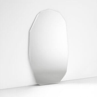 Distinguished Glas Italia Kooh I Noor mirror crafted from highly reflective glass with an irregular polygonal form and faceted perimeter