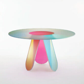 Luxury Glas Italia Shimmer table crafted from laminated and glued glass with iridescent multichromatic radial finish