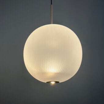 Exceptional melogranoblu Mahidevran suspension lamp with handblown ruled glass and creamy white matte finish
