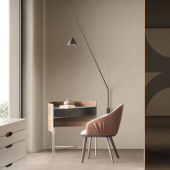 Superior Presotto Bloom desk with Metal Standard Pewter structure and curved sides in Eucalyptus Dark finish crafted with a leather top