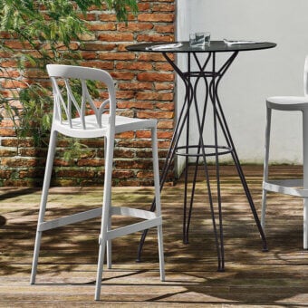 Elegant Bontempi Galaxy stool with white molded synthetic material and dynamic slatted backrest in a matte finish