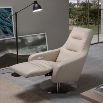 Lavish Egoitaliano Nora lounge chair built with pale beige polyurethane foam and shiny stainless steel base