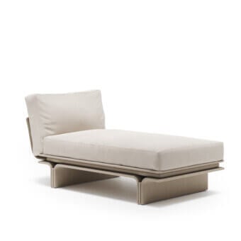 Superior Mascheroni Jazz chaise lounge with light beige full-grain leather upholstery and stunning suspended metallic base crafted in Italy