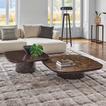 Distinguished Porada Enook Brillo coffee table with mottled brown and beige marble tabletop and shiny lacquer cylindrical base
