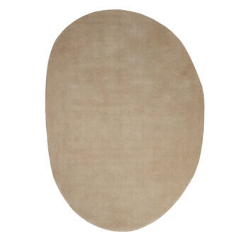 Distinguished Amini Ciclopi-Pietra rug hand-knotted in organic wool with a hand-washed, carved finish and neutral Sabbia color