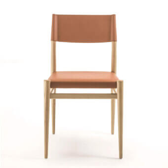 Exceptional Enrico Pellizzoni Ledermann chair crafted with smooth brown leather and satin finished wood frame