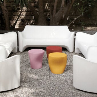 Exceptional Driade Tokyo-Pop coffee table set crafted in pale lavender, vibrant red, golden yellow, and white polyethylene with a glossy surface