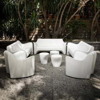 Exceptional Driade Tokyo-Pop sofa with fluid organic curves molded in white polyethylene and smooth matte finish