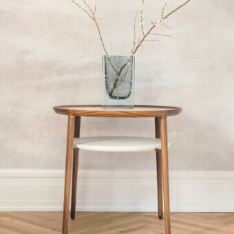 Superior Giorgetti Romeo side table crafted with Canaletto walnut, lustrous marble and soft leather shelf in satin finish