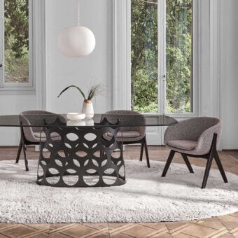 Lambda Armchair