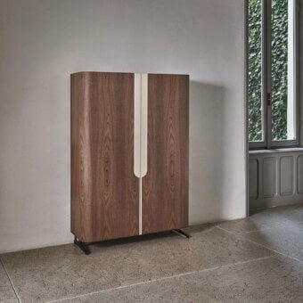 Refined Porada Savio writing desk with Canaletta walnut frame and natural maple inserts in a warm wood finish