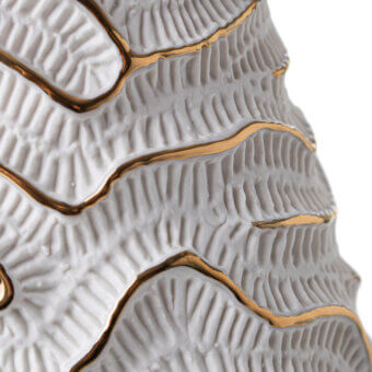 Superior FOS Ceramiche Menhir vase crafted in biscuit porcelain with delicate 23K gold lines and textured ridges