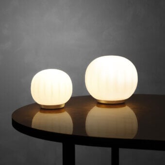 Superior Luceplan Lita table lamp in opaline blown-glass with delicate vertical ridges and brass support