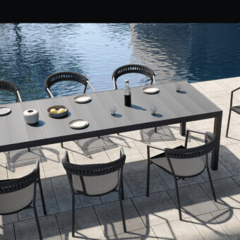 Maja Extendable Table