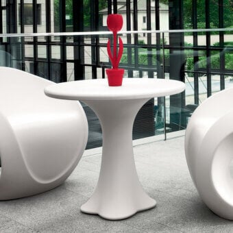 Distinguished MY YOUR Teddy table crafted in durable synthetic material with smooth matte finish and balanced circular tabletop