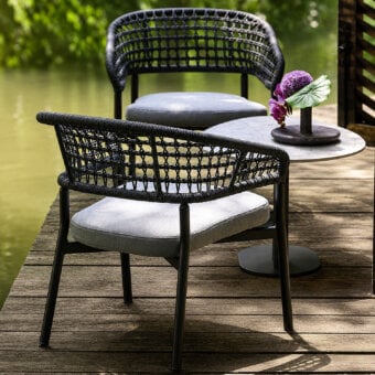 Plinto Lounge Armchair