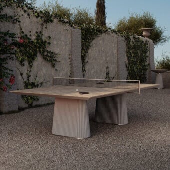 Superior Vismara Egeo table-tennis table with ceramic stone effect tabletop in Classic Travertino beige and concrete effect legs