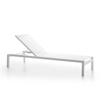 Elegant Roberti Rattan Samba Rio lounger crafted with powder-coated aluminum and Batyline in all-white with a smooth matte finish