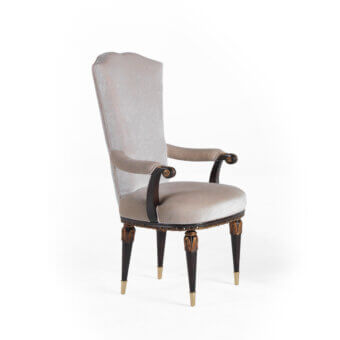 Lavish Zanaboni P/4600 armchair with solid wood frame, hand-carvings embellished with gold leaf and neutral beige upholstery