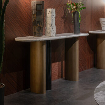 Exceptional Zanaboni Cloud console with breathtaking marble top and satin bronze metal pillars in glossy black lacquer