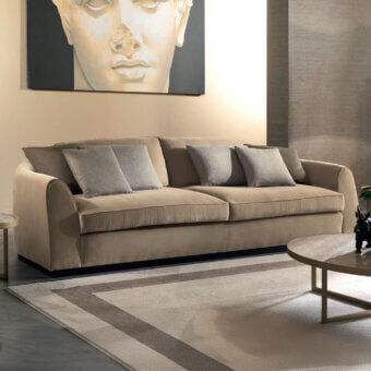 Superior Zanaboni Santiago sofa with a mocha-stained wooden base and neutral beige textile upholstery in matte finish