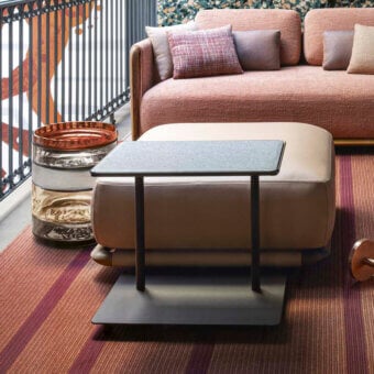 Elegant Giorgetti Aldìa side table with painted metal and stunning Palladiana marble top in dark gray-black finish