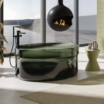 ISBT 01 Bathtub