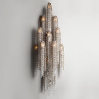 Superior Patrizia Garganti Burlesque EX wall lamp in silver-toned metal with cascading chains and a satin finish