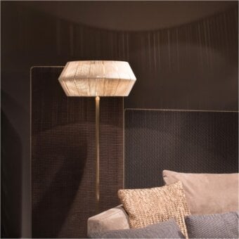 Superior Patrizia Garganti Novecento floor lamp with slender metal frame and pale beige textured textile lampshade in golden finish