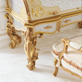 Exceptional Riva Mobili D'Arte 22155/M vanity desk in creamy off-white wood with gilded detailing and satin finish