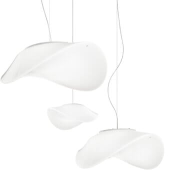 Superior Vistosi Balance suspension lamp crafted in matte white with flowing lines and architectural form