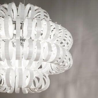 Exceptional Vistosi Ecos suspension lamp crafted in clear white hand-blown Murano glass with rigadin finish