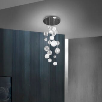 Elegant Vistosi Oto suspension lamp crafted in rigadin Murano glass with polished metal accents