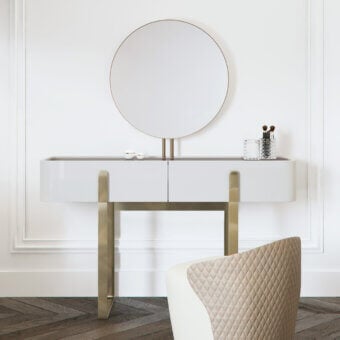 Distinctive Capital Eden vanity with lacquered structure and warm wooden top in glossy white with brass-toned steel legs and drawer accents